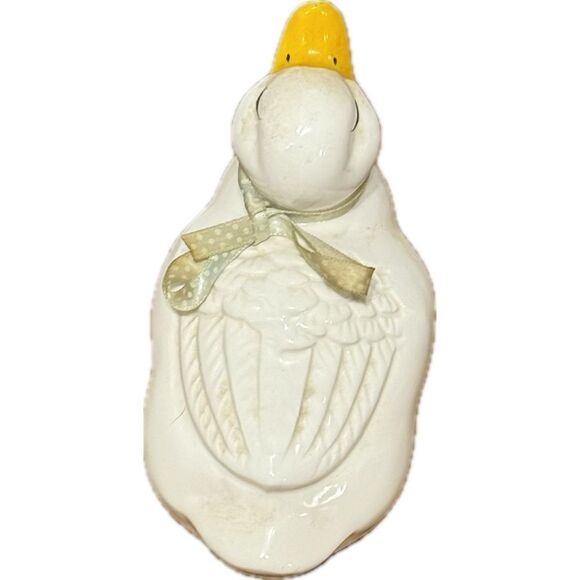 Cute White and Yellow Duck Figurine - Picture 4 of 6